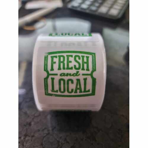 Pre Printed *Fresh & Local * 40mm Sq Sticker -250 per roll